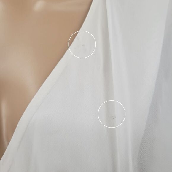 DELICATES Vintage White Robe with Rosettes and lace Women's Large - Picture 10 of 13